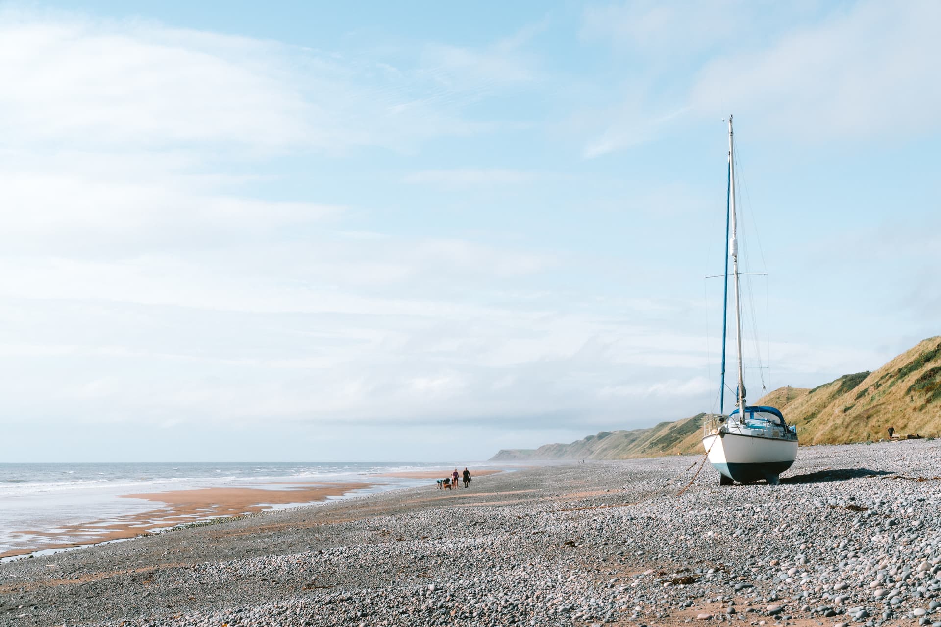 Lakes-Boat.jpg